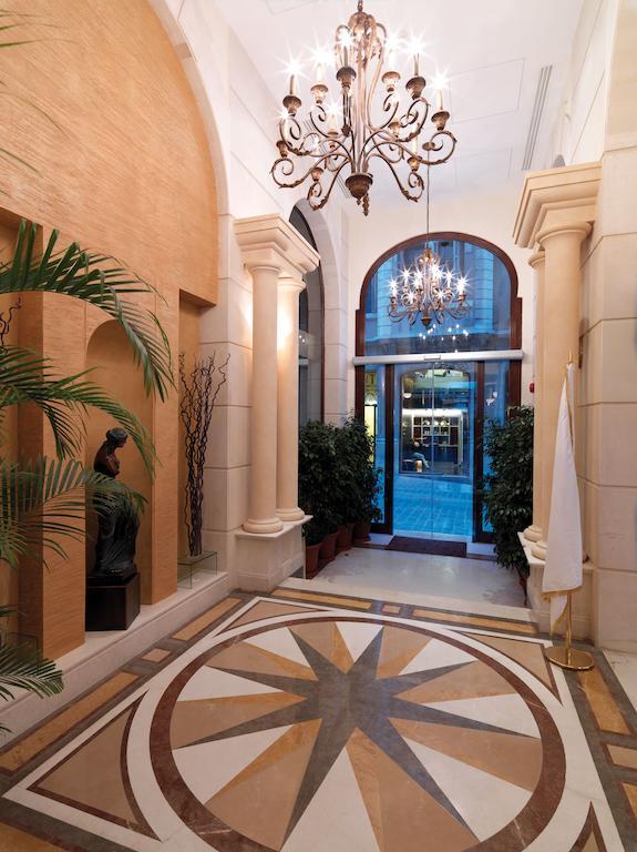 Le Patio Boutique Hotel Beirut Downtown Bagian luar foto